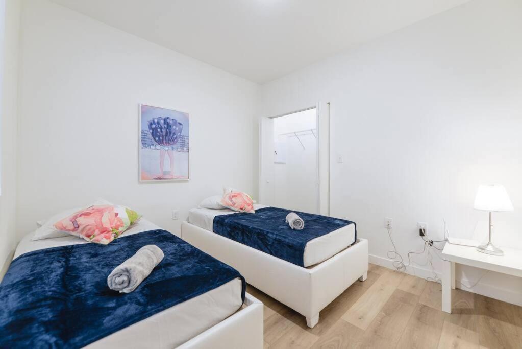 Villa Amazing Town House 15 Min From The Beach Wfree Parking à Miami Extérieur photo