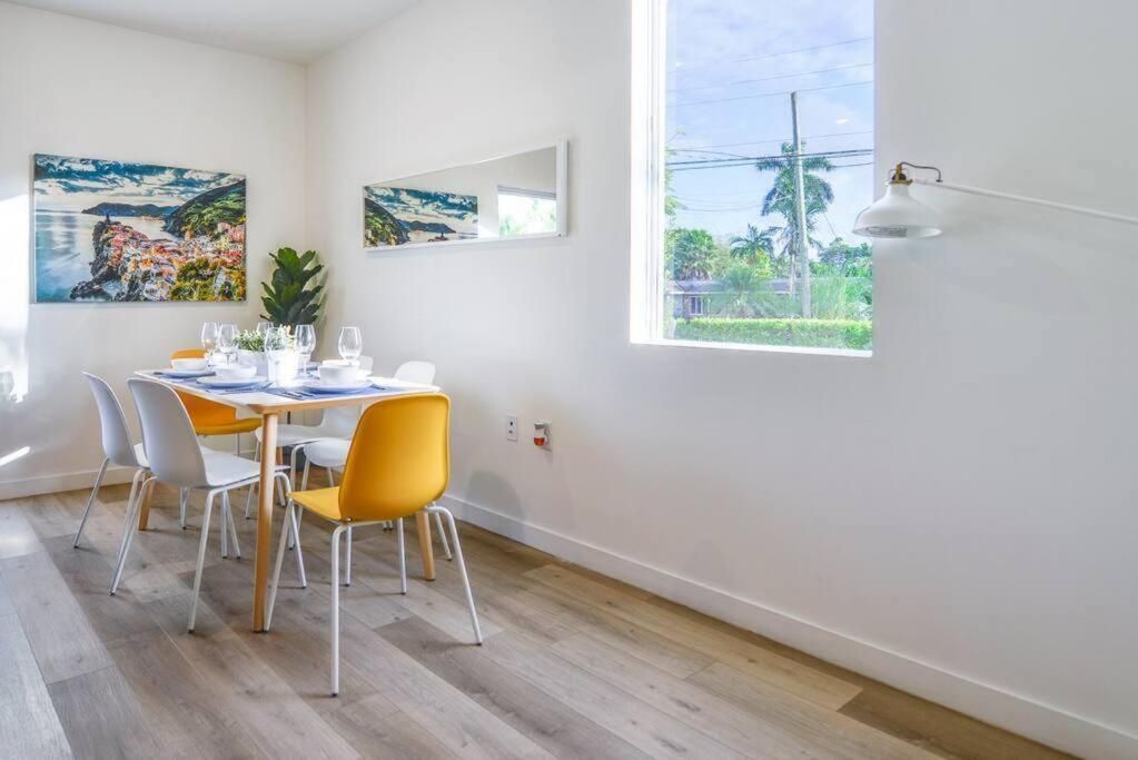 Villa Amazing Town House 15 Min From The Beach Wfree Parking à Miami Extérieur photo